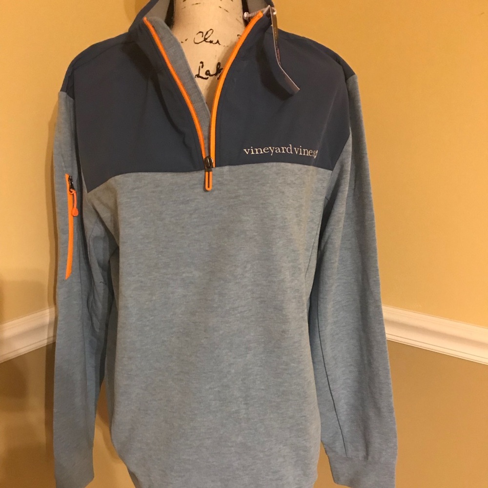 Vineyard vines men’s size medium